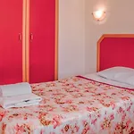 Bella Rose Hotel, Apartahotel