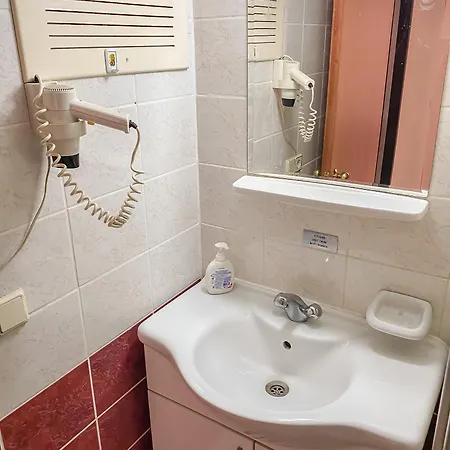 Bella Rose Hotel, Appart hôtel