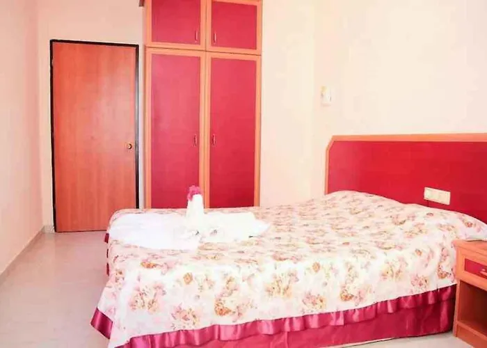 贝拉玫瑰公寓酒店-经济型公寓 公寓式酒店 阿拉尼亚